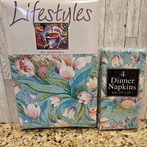 Easter Spring Floral Tablecloth Oblong AND 4 Matching Dinner Napkins BRAND NEW